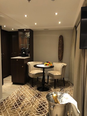 Deluxe Balcony Suite